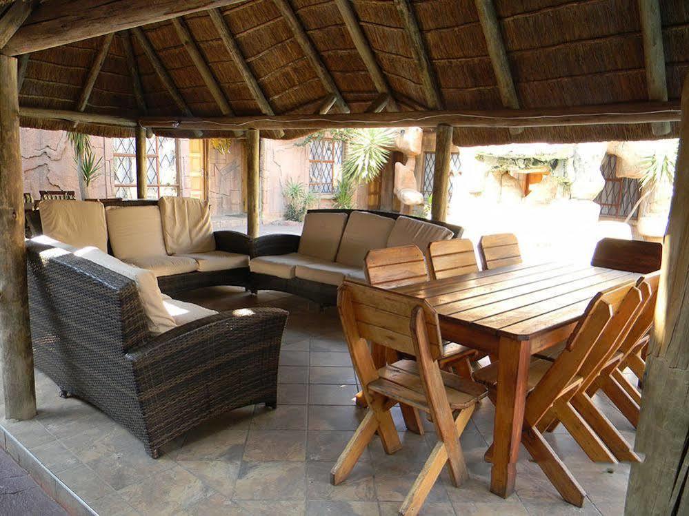 African Cave Lodge Hammanskraal Exterior foto